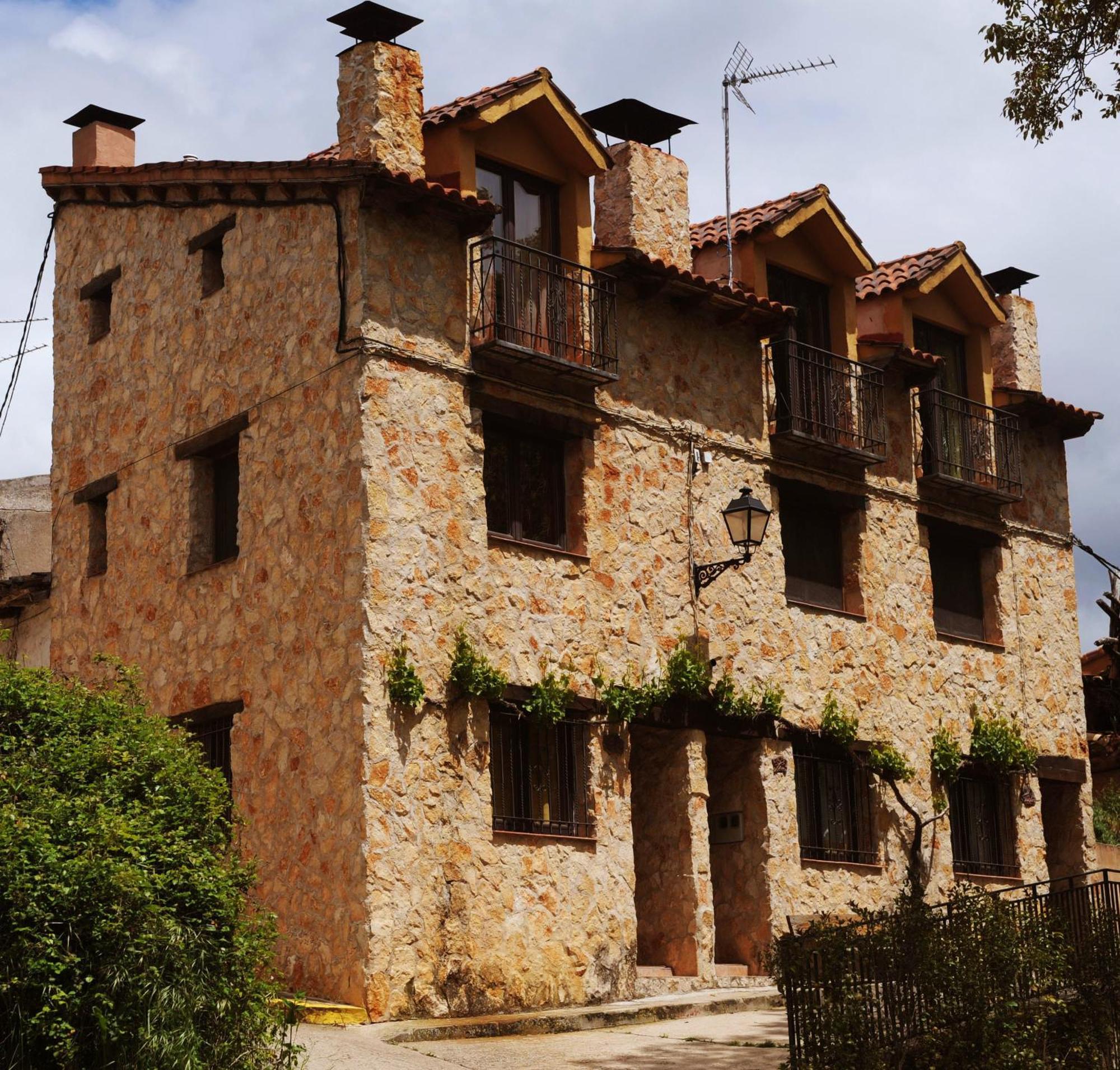 El Rincon De Monasterio Guest House Ruang foto